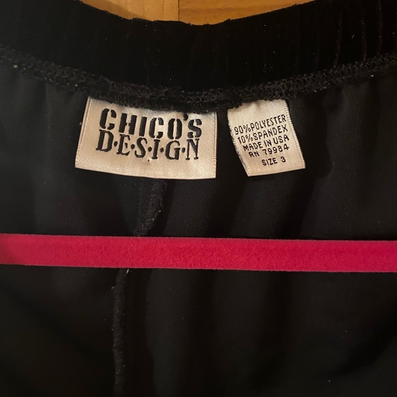 HP🎉Chico's Black Velvet Pull On Elastic Waist Loose Fit Holiday Pants 16 or XL - Picture 9 of 9